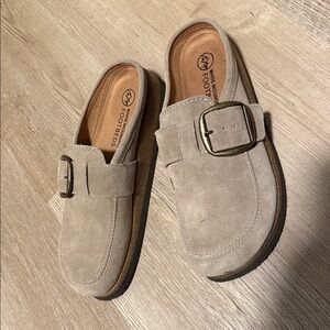 White Mountain Tan Suede Buckle Mules